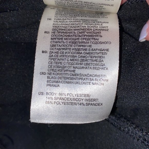 5/$25 Adidas ClimaWarm Black Cropped Legging Size M - Picture 10 of 12